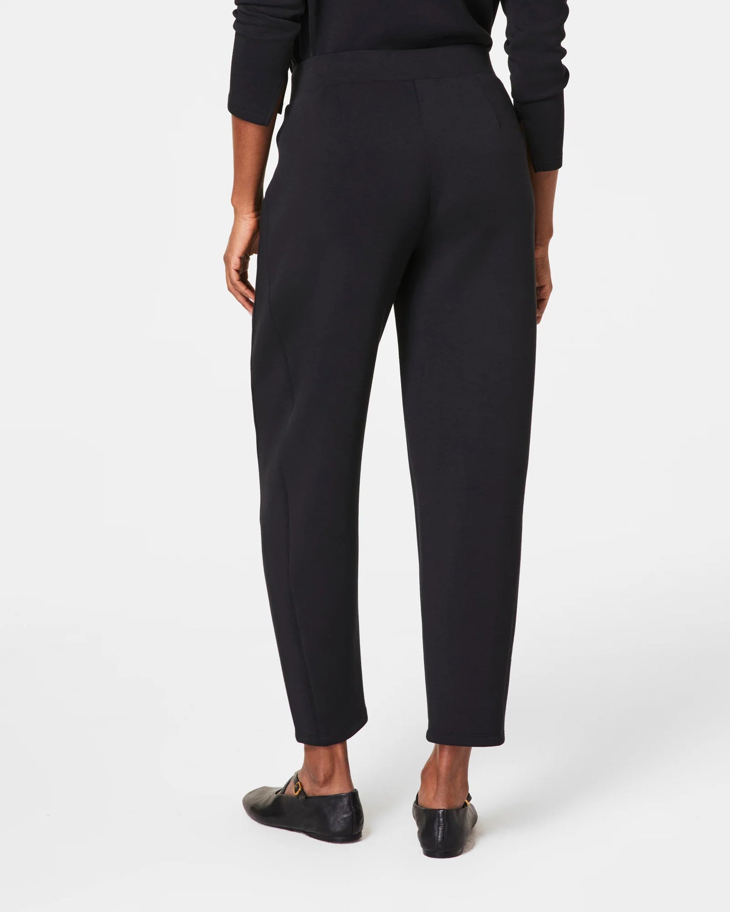 Spanx AirEssentials Barrel Leg Pant - Very Black