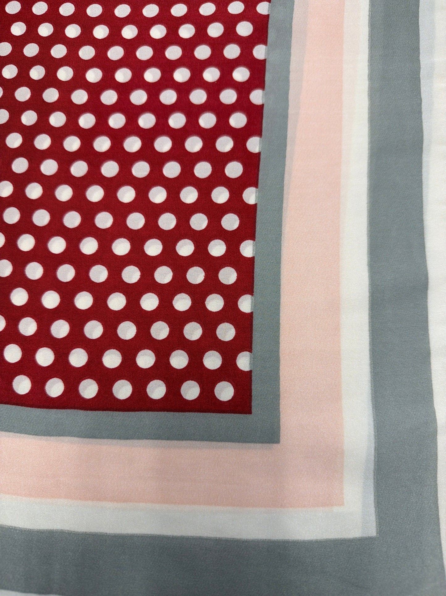Classic Polka Dot Pattern Scarf - Ivory