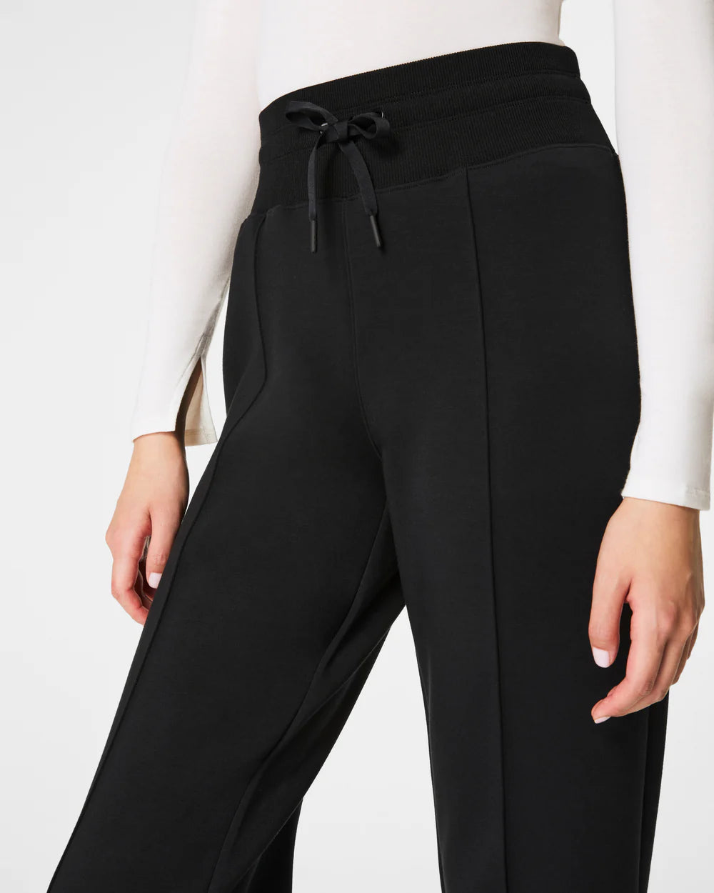 Spanx AirEssentials Luxe Tapered Pant - Very Black