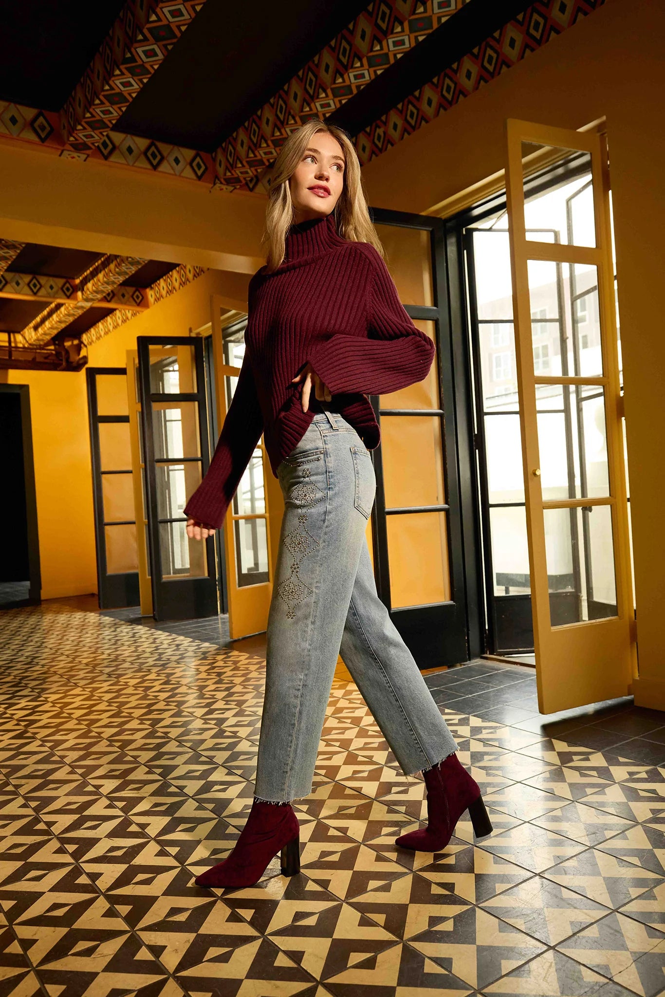 Hera Sweater - Raisin