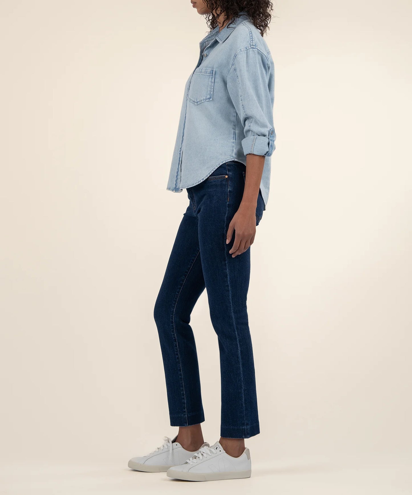 Leighton Long Sleeve Button Down - Light Wash