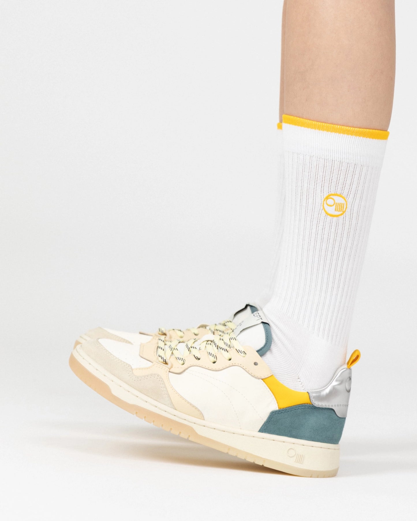 Phoenix Sneaker - La Creme