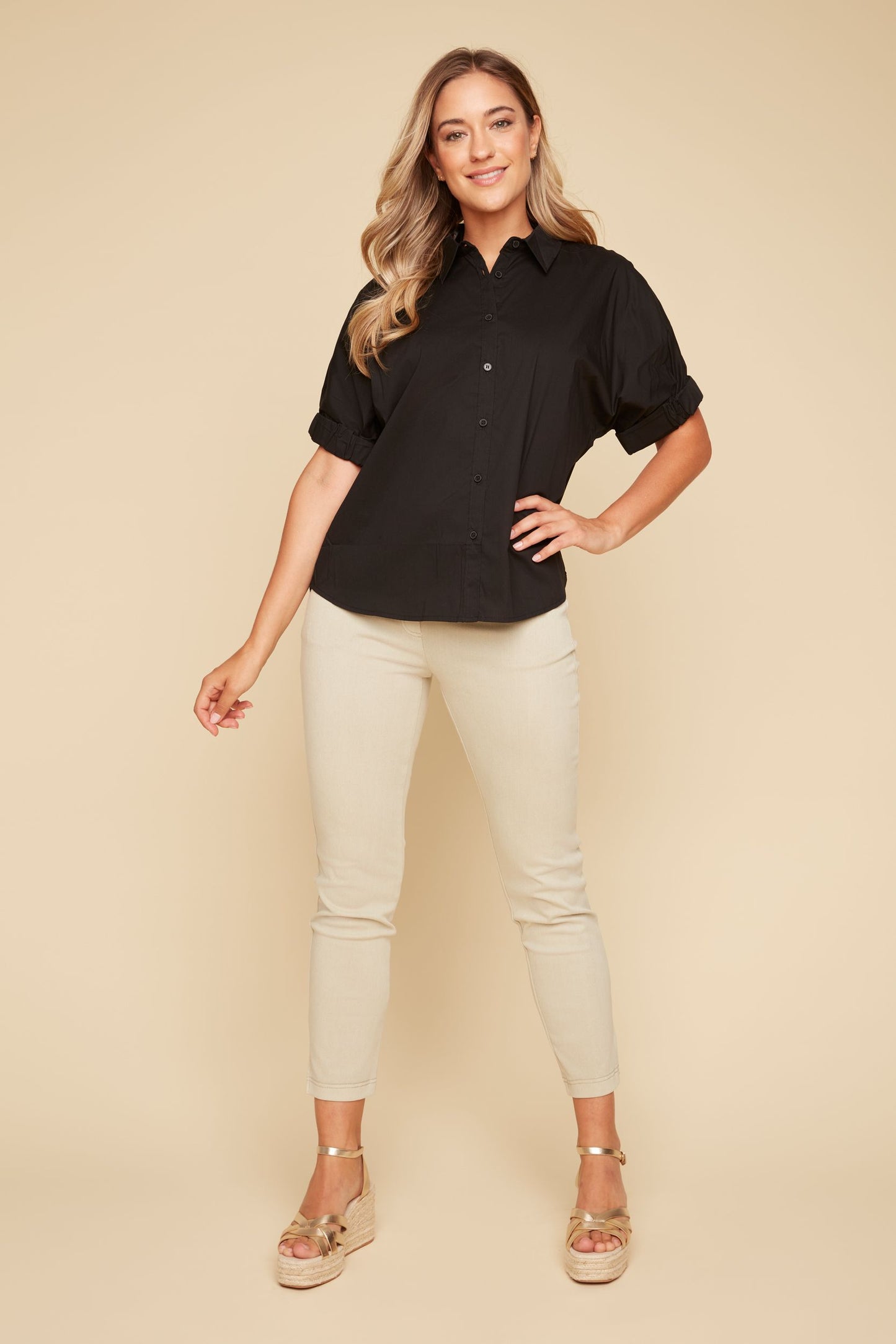 Crisp Classic Hem Sleeve Shirt - Black