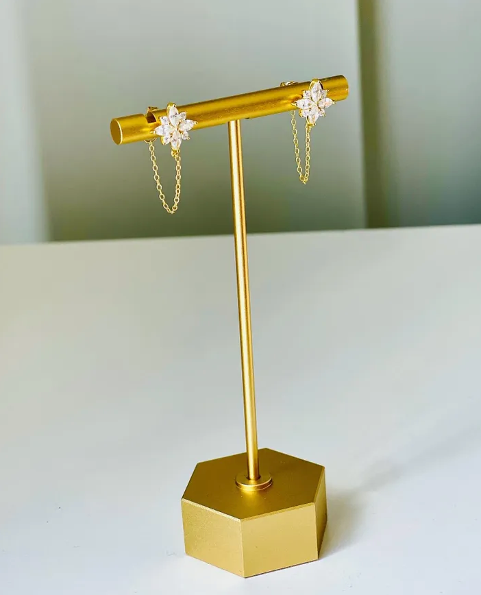 Allison Avery Stella Ear Chain