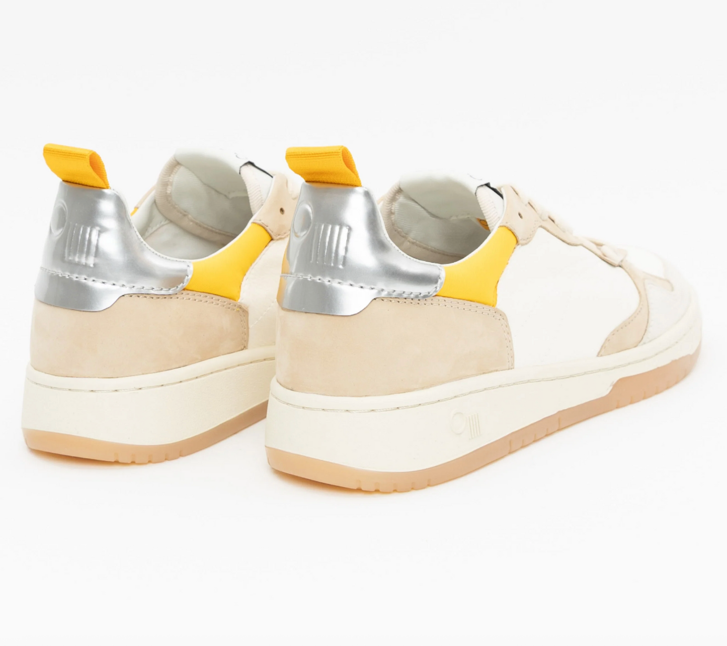 Oncept Phoenix Sneaker - Vanilla