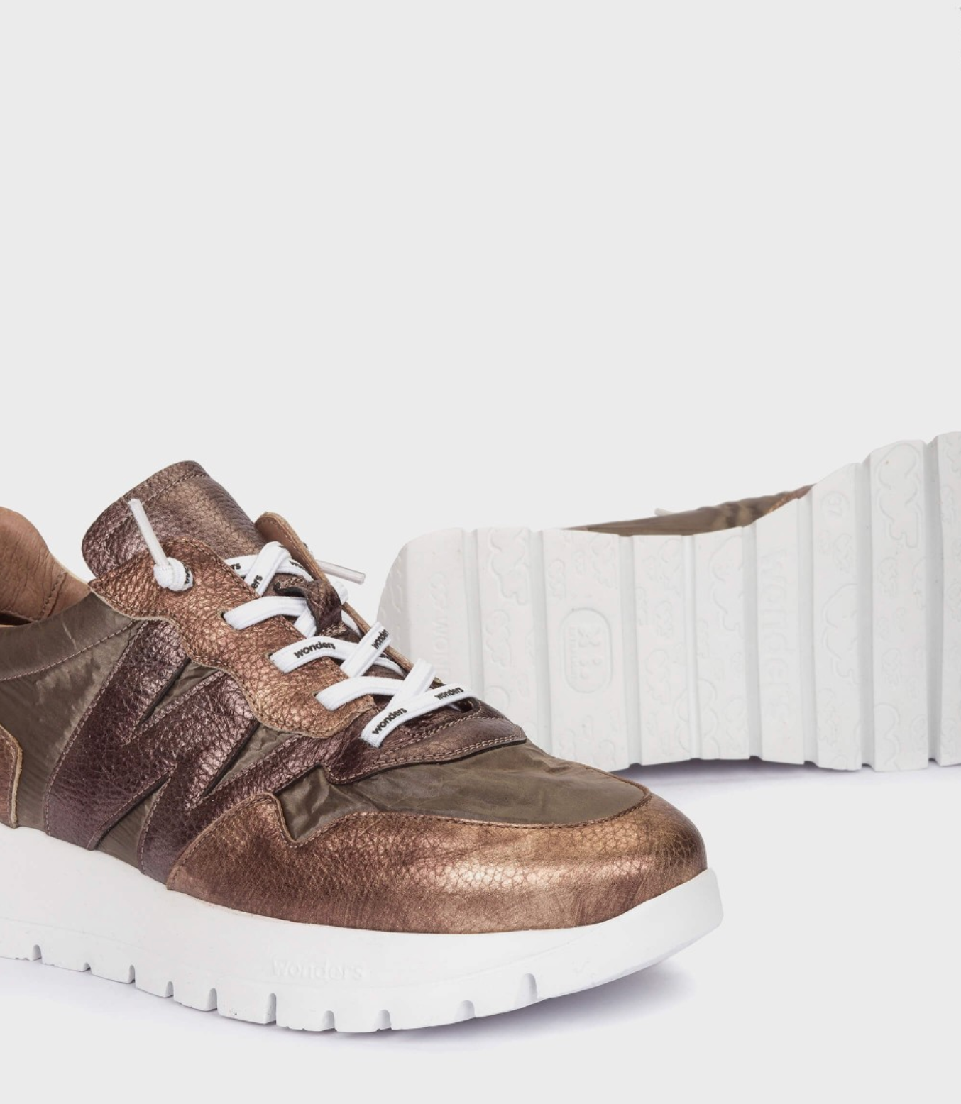 Wonders Odesei 91 Sneakers - Gold