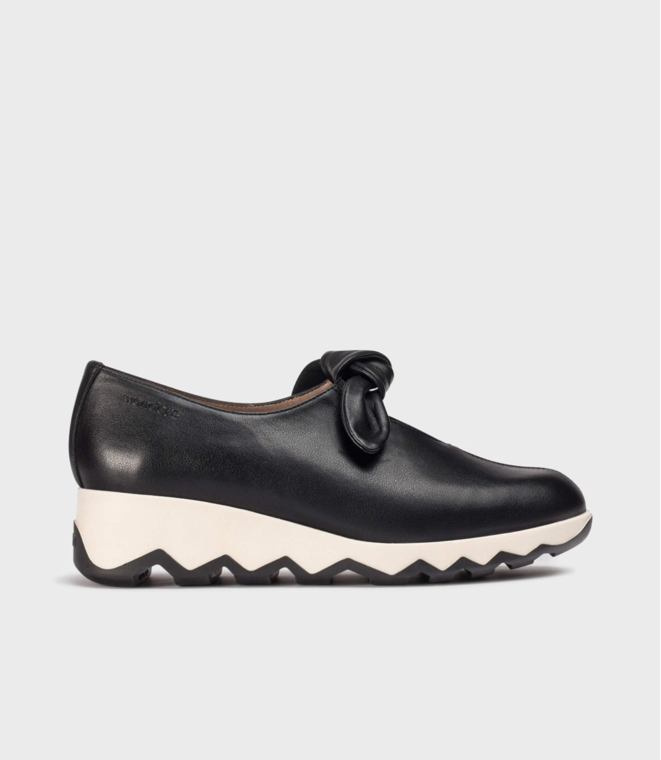 Wonders Simon 11 Sneakers - Black