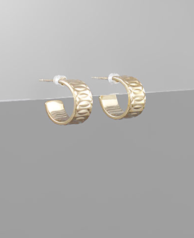 Brass Oval Textured Hoop Earrings - Gold