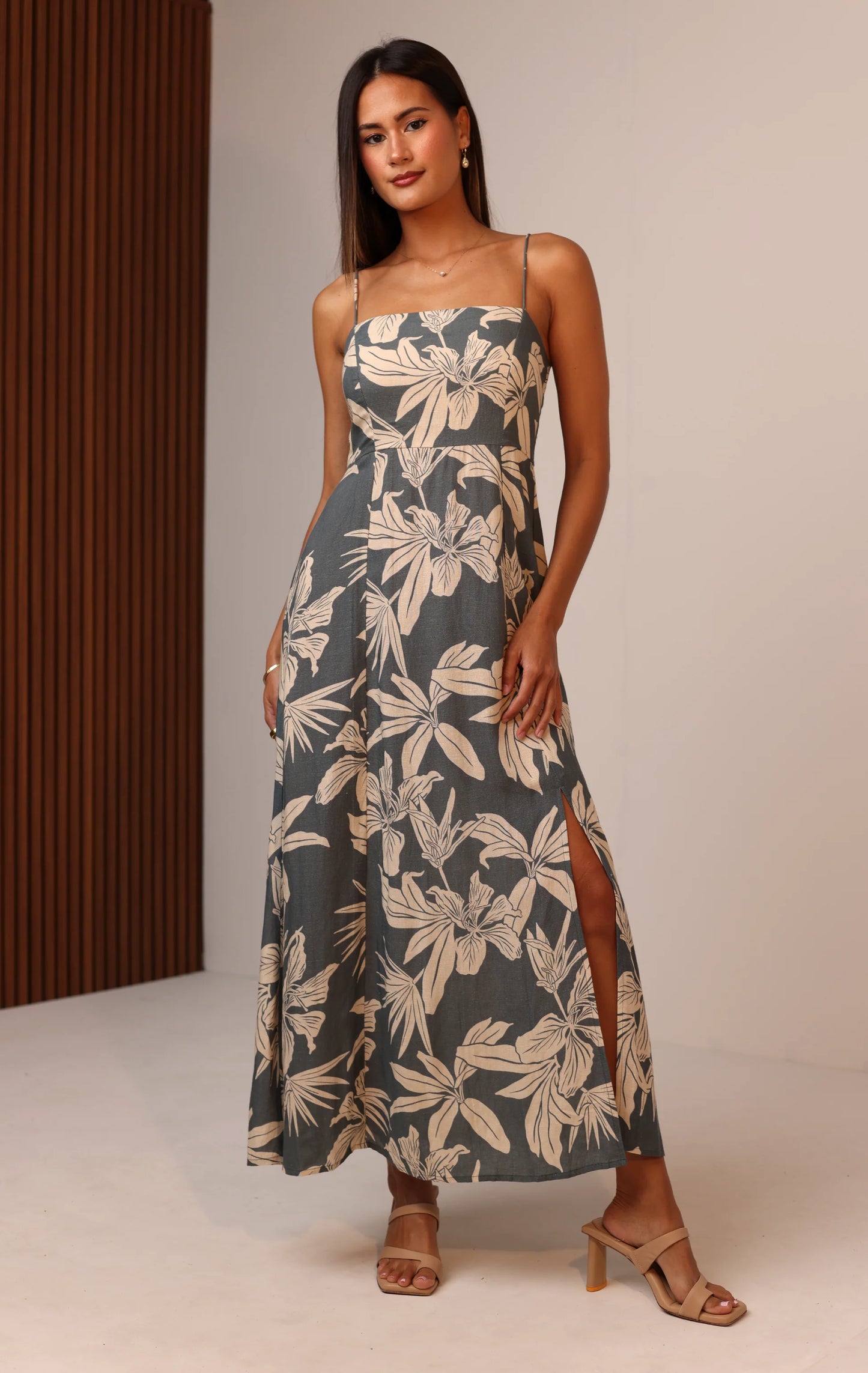 Poppy Maxi Dress - Bloomy Seas