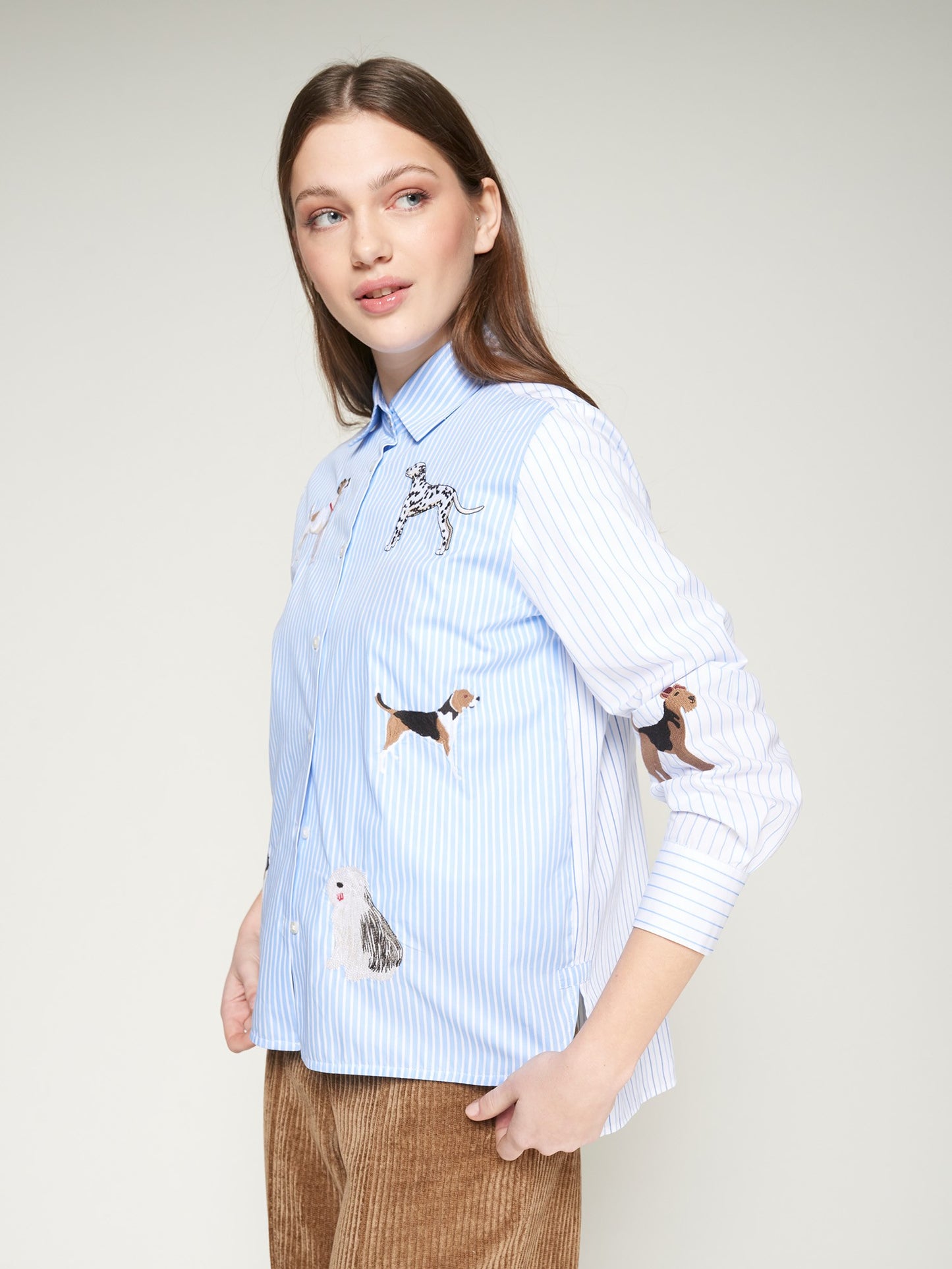 Isa Dog Embroidery Shirt - Blue