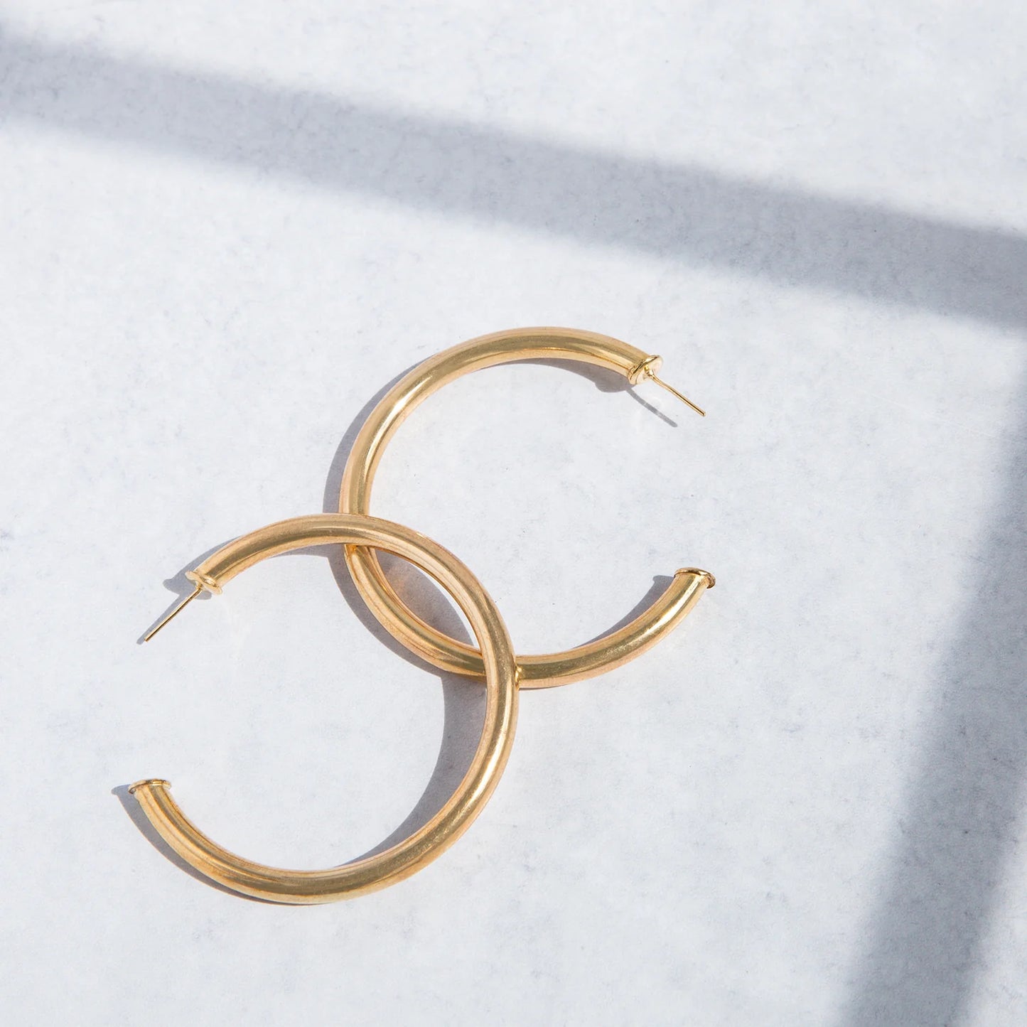 1.75" Hollow Post Hoop Earring - Gold