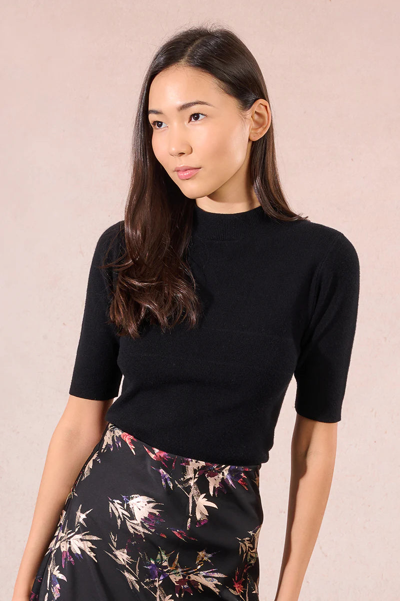 Short Sleeve Knitted Sweater - Black