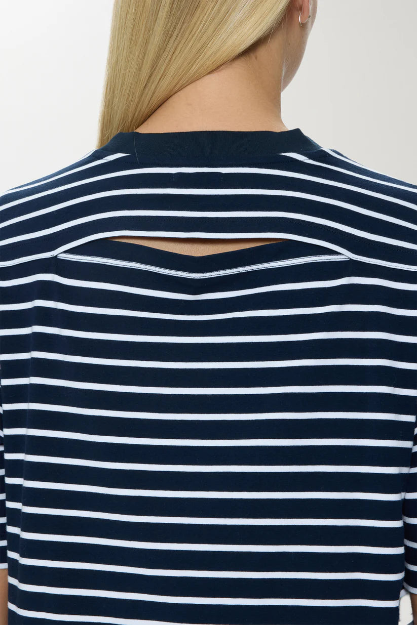 Mae Cropped Tee Shirt - Navy/White Stripe