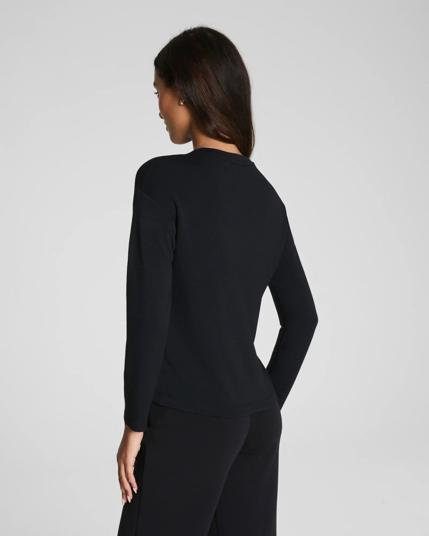 Spanx AirEssentials Relaxed Long Sleeve Top - Very Black