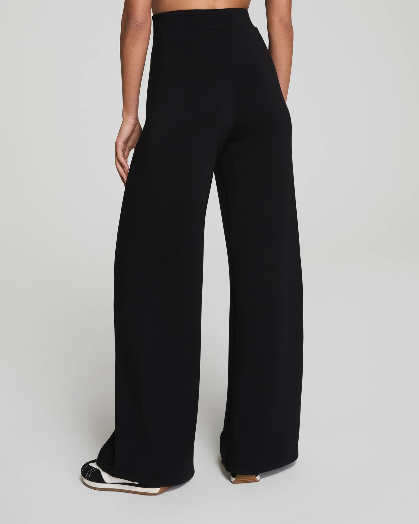 Spanx AirEssentials Wide Leg Track Pant - Very Black