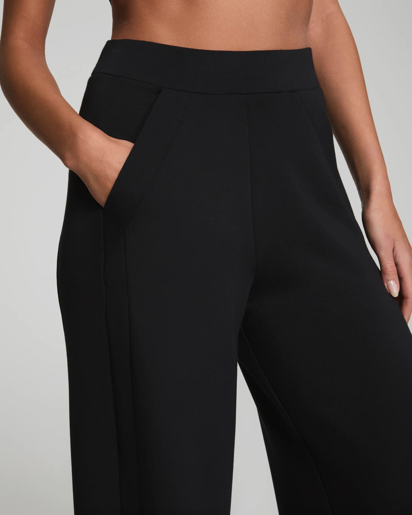 Spanx AirEssentials Wide Leg Track Pant - Very Black