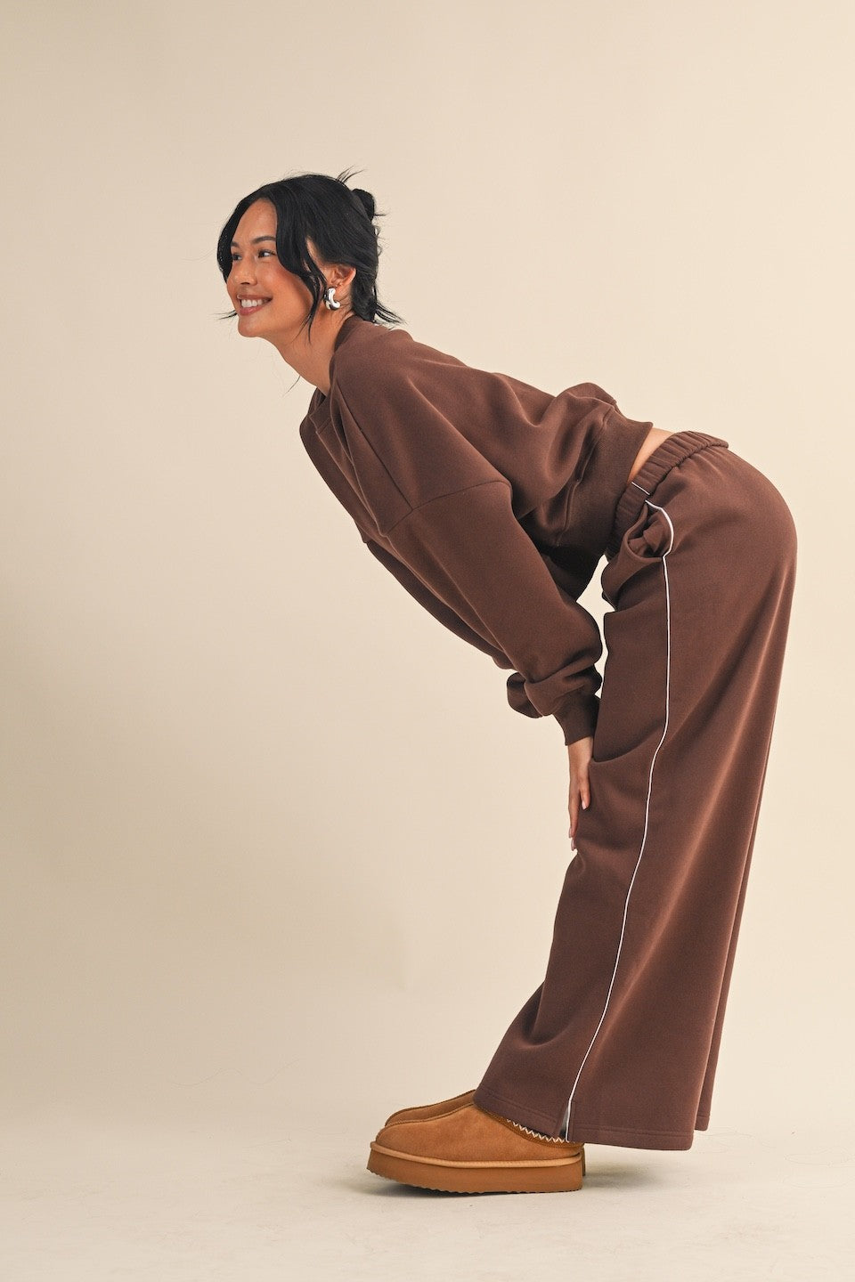 Cozy Fleece Oversized Crewneck Sweatshirt - Chocolate