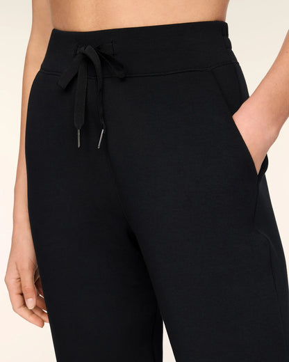 Spanx AirEssentials Slim Cuff Jogger Pant - Very Black