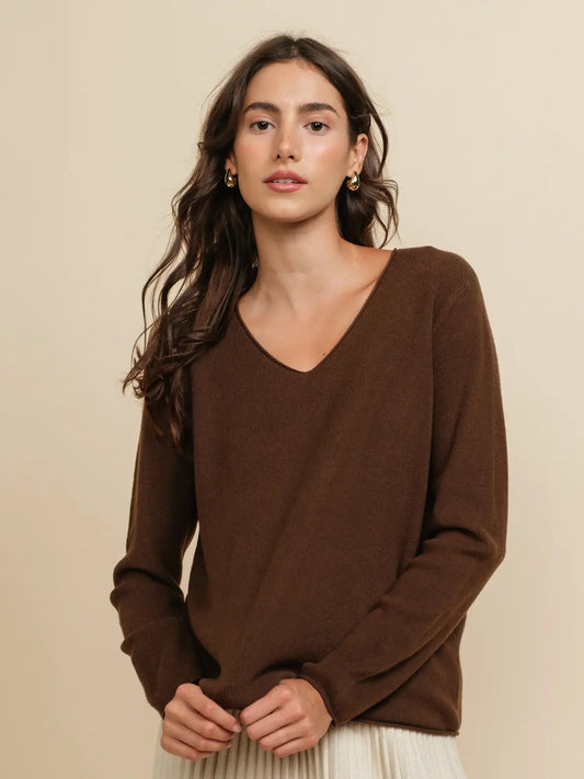 Essential V-Neck Long Sleeve Pullover Sweater Top - Brown