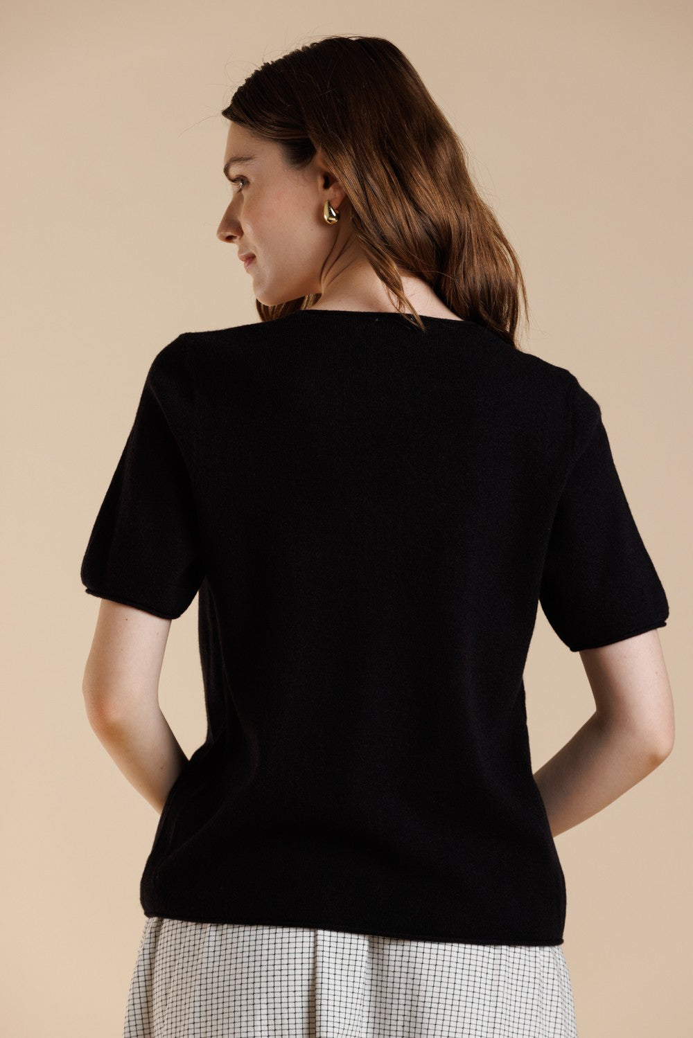 V-Neck Short Sleeve Sweater Top - Black