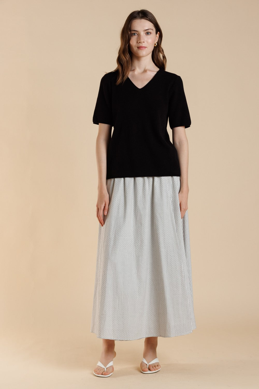 V-Neck Short Sleeve Sweater Top - Black