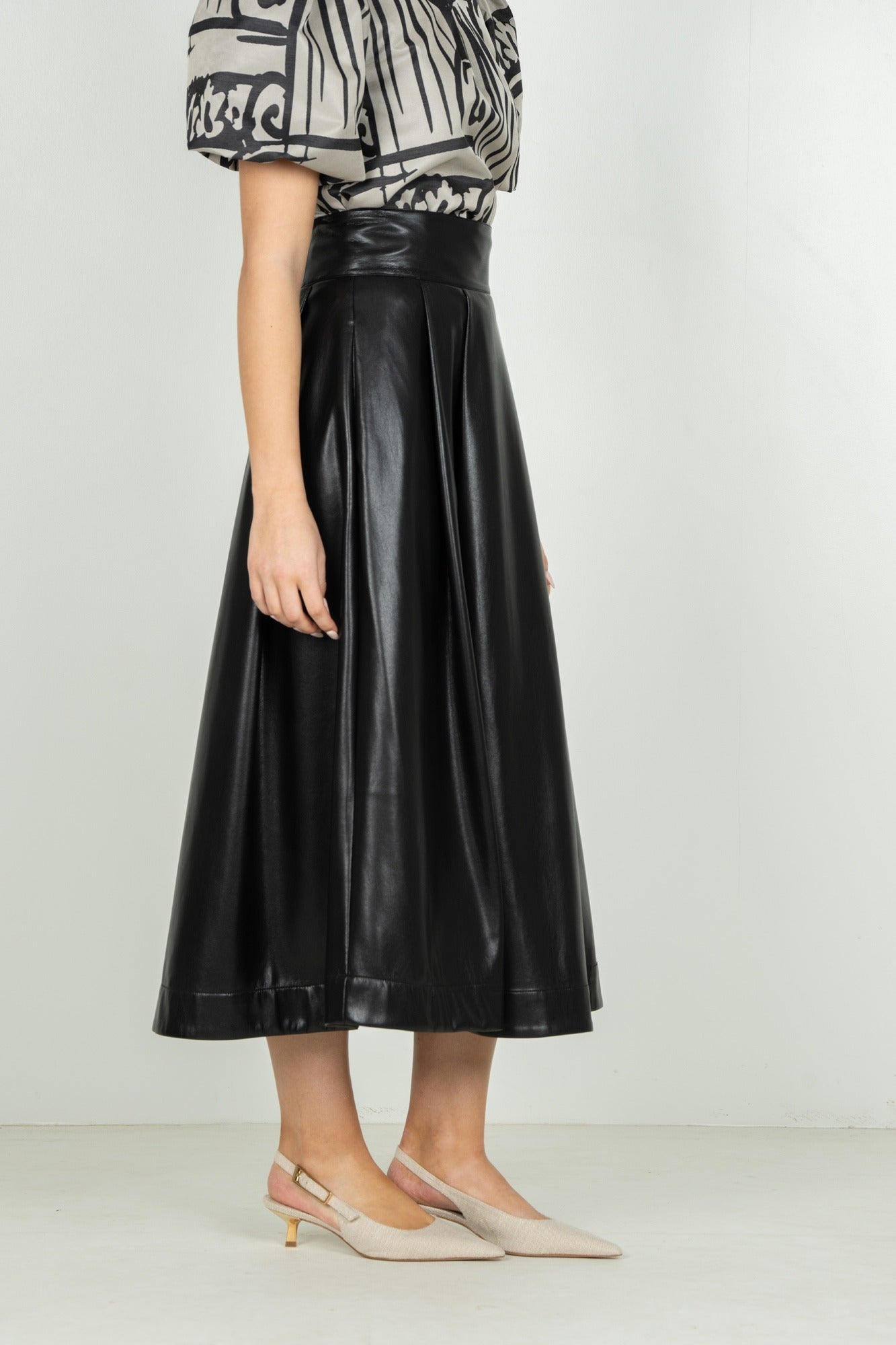 Dotty Skirt - Black