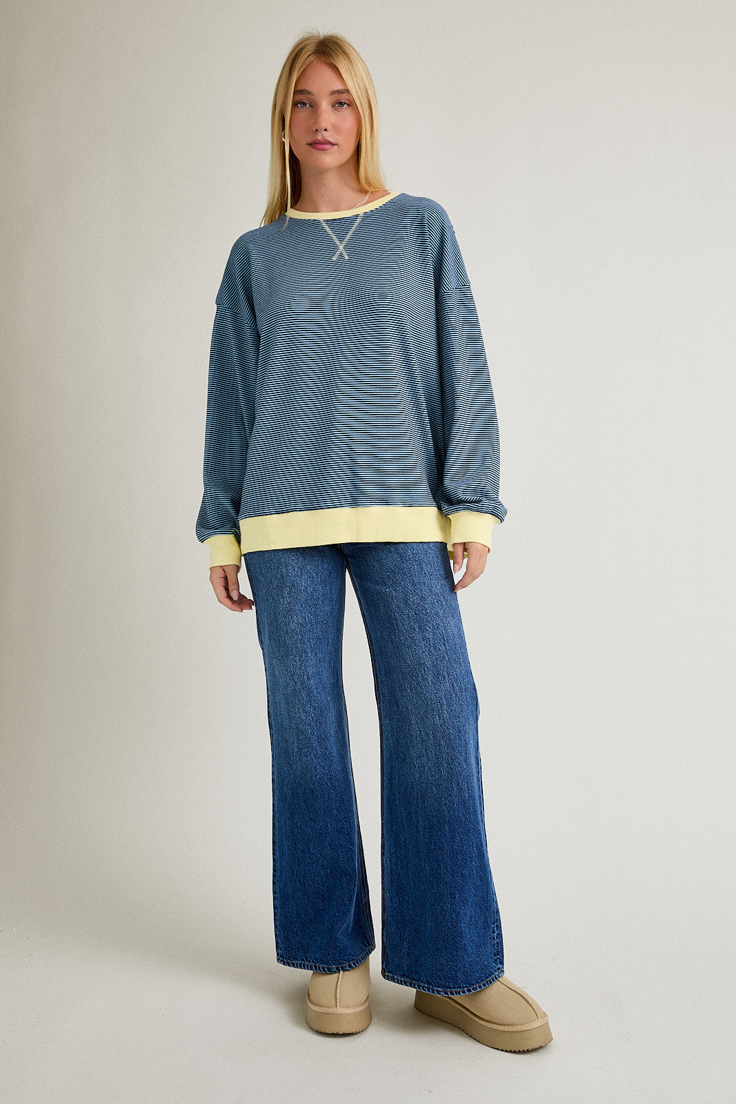 Round Neck Stripe Sweatshirt - Light Blue/Navy
