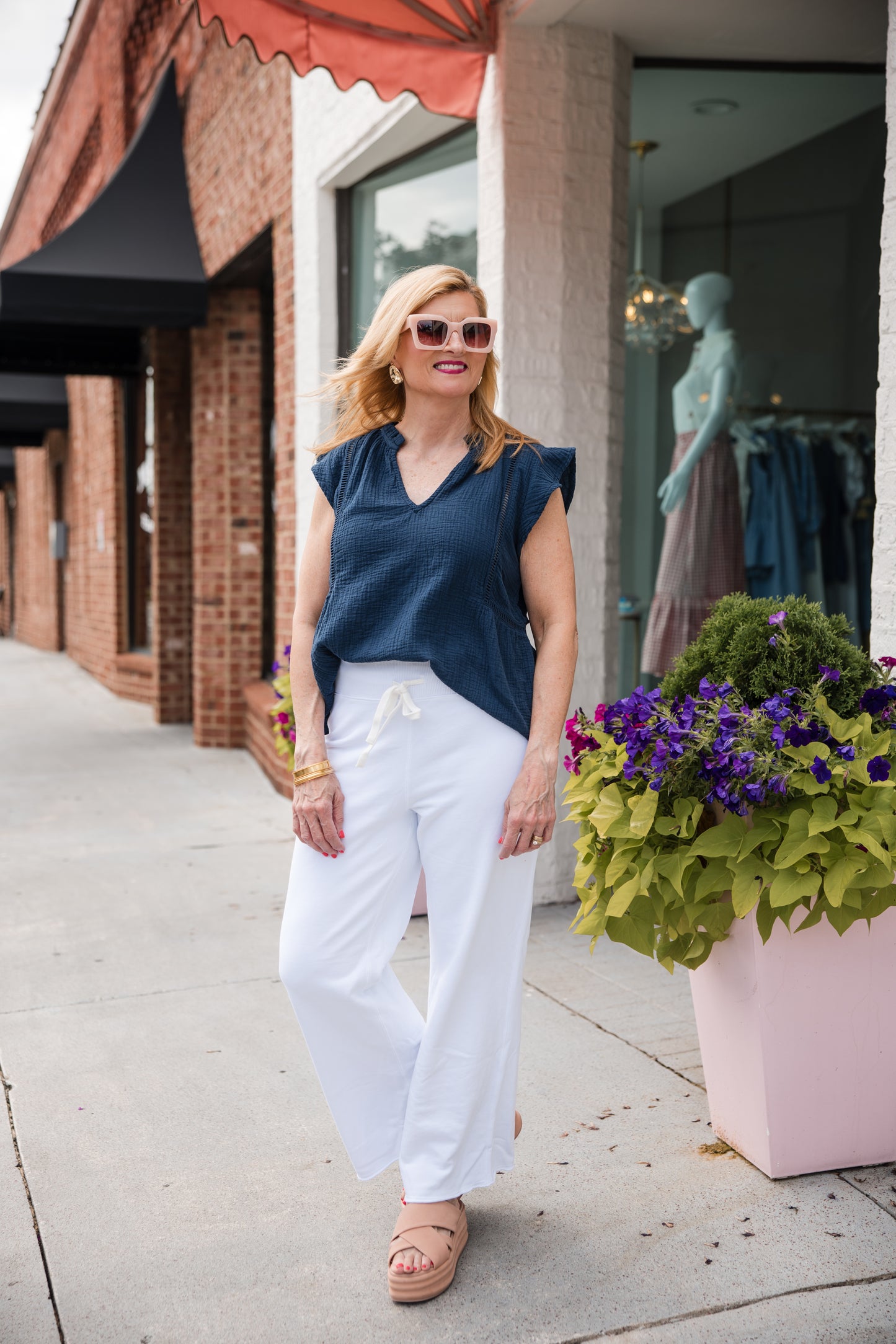 Comfort Waist Crop Flare Pant - White