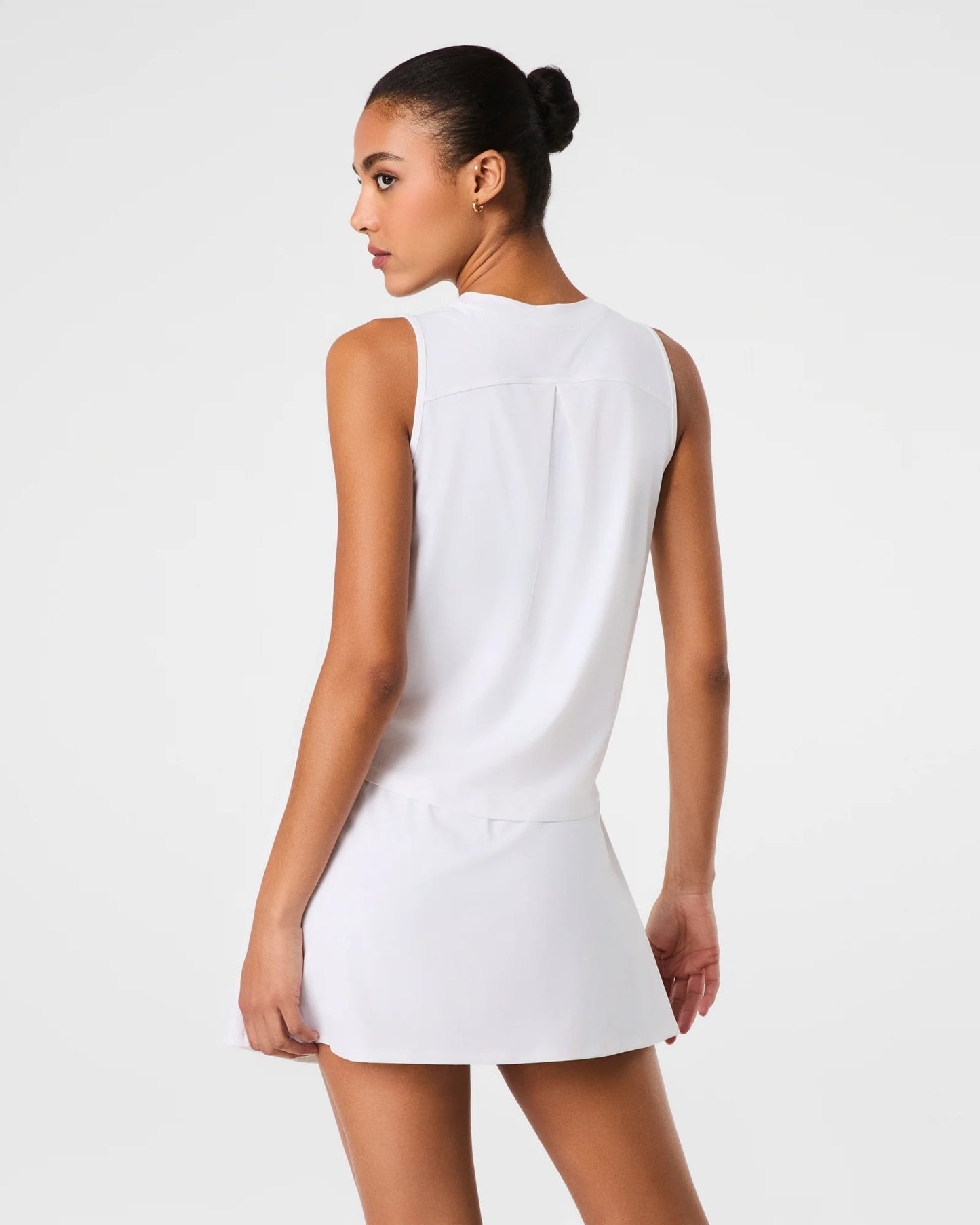 Spanx Activate High Neck Tank Top - Vivid White