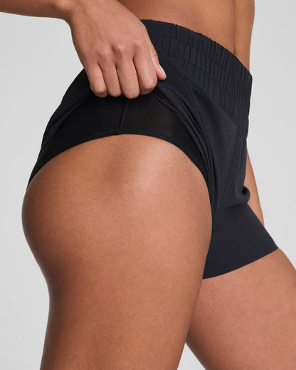 Spanx BoostUp Cinched Run Short with StayCool Tech, 3" - Very Black
