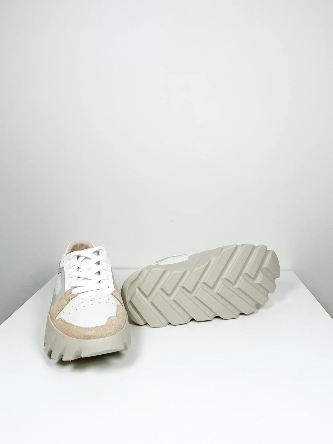 4CCCCEES Tura Ori Sneakers - Bone