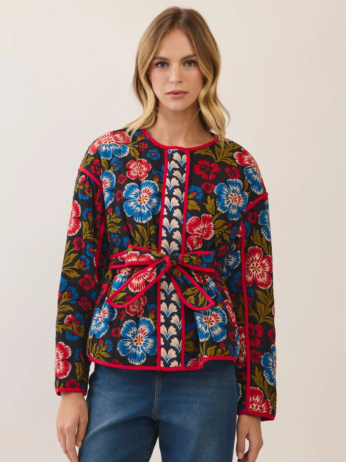 Floral Print Belted Jacket - Black