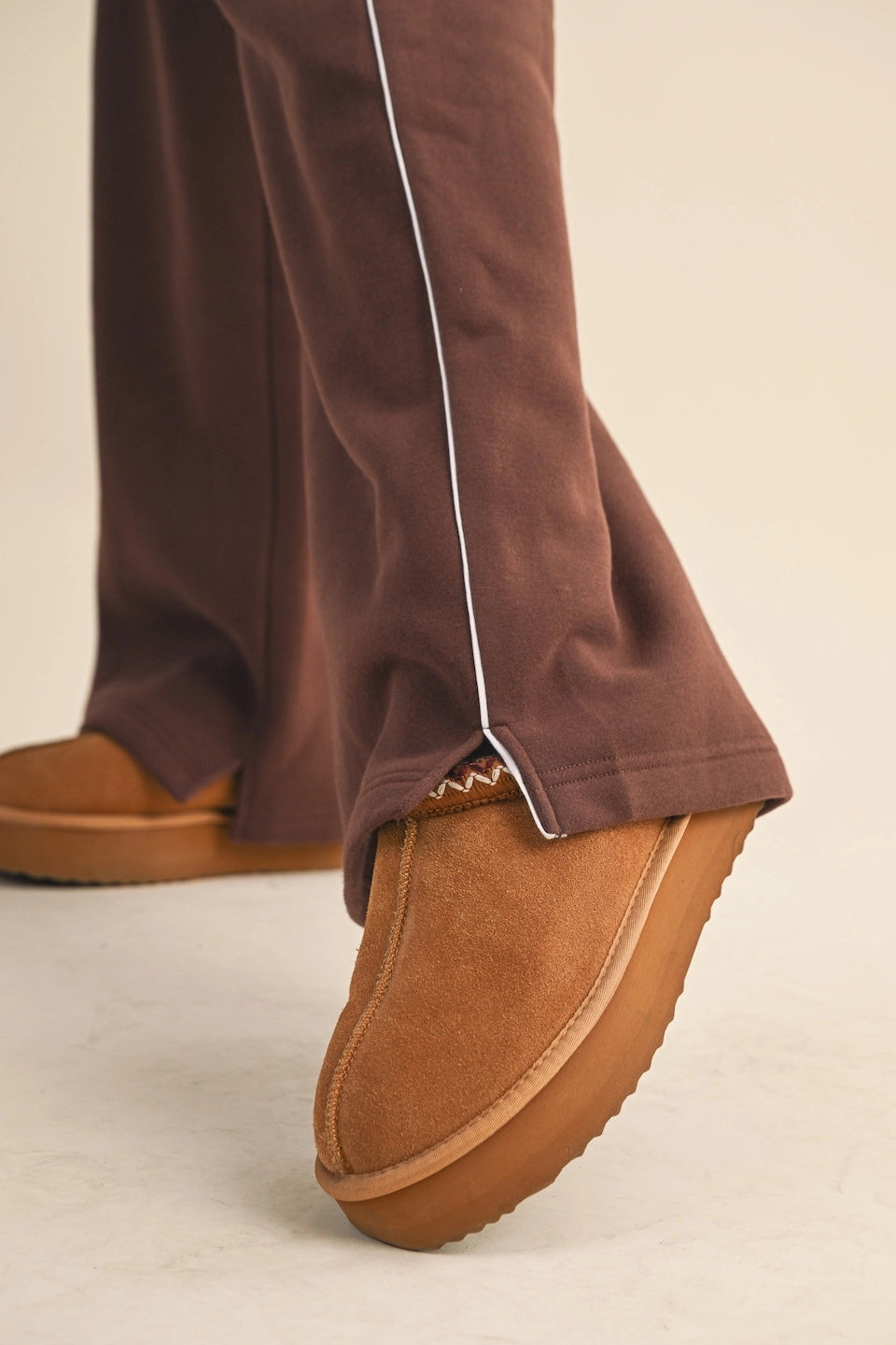 Cozy Fleece Wide Leg Sweatpants - Chocolate