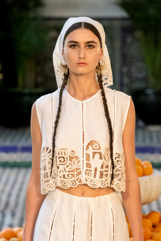 ROSEMARY EMBROIDERED TOP