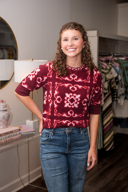 Short Sleeve Pattern Sweater Top - Burgundy