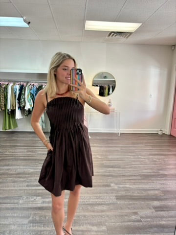 Pleated Bodice Sleeveless Mini Dress - Brown