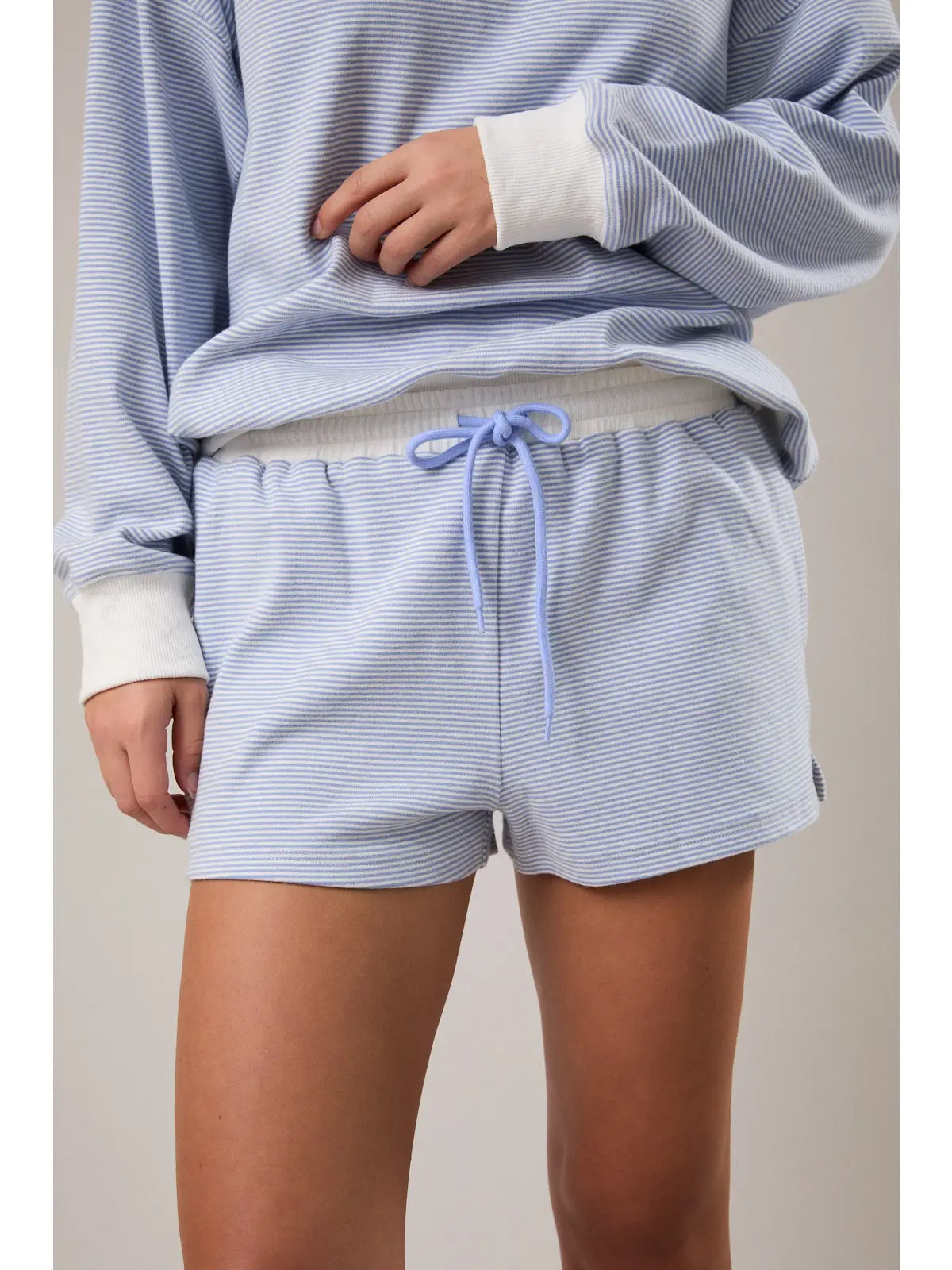Mid Rise Stripe Shorts - Light Blue/Cream