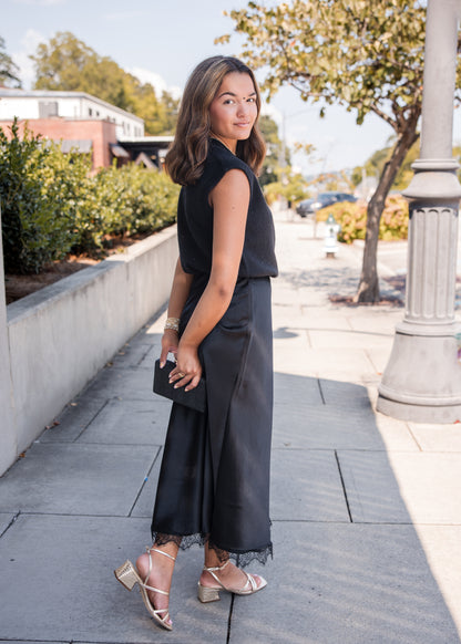Starlight Sleeveless Sweater - Black