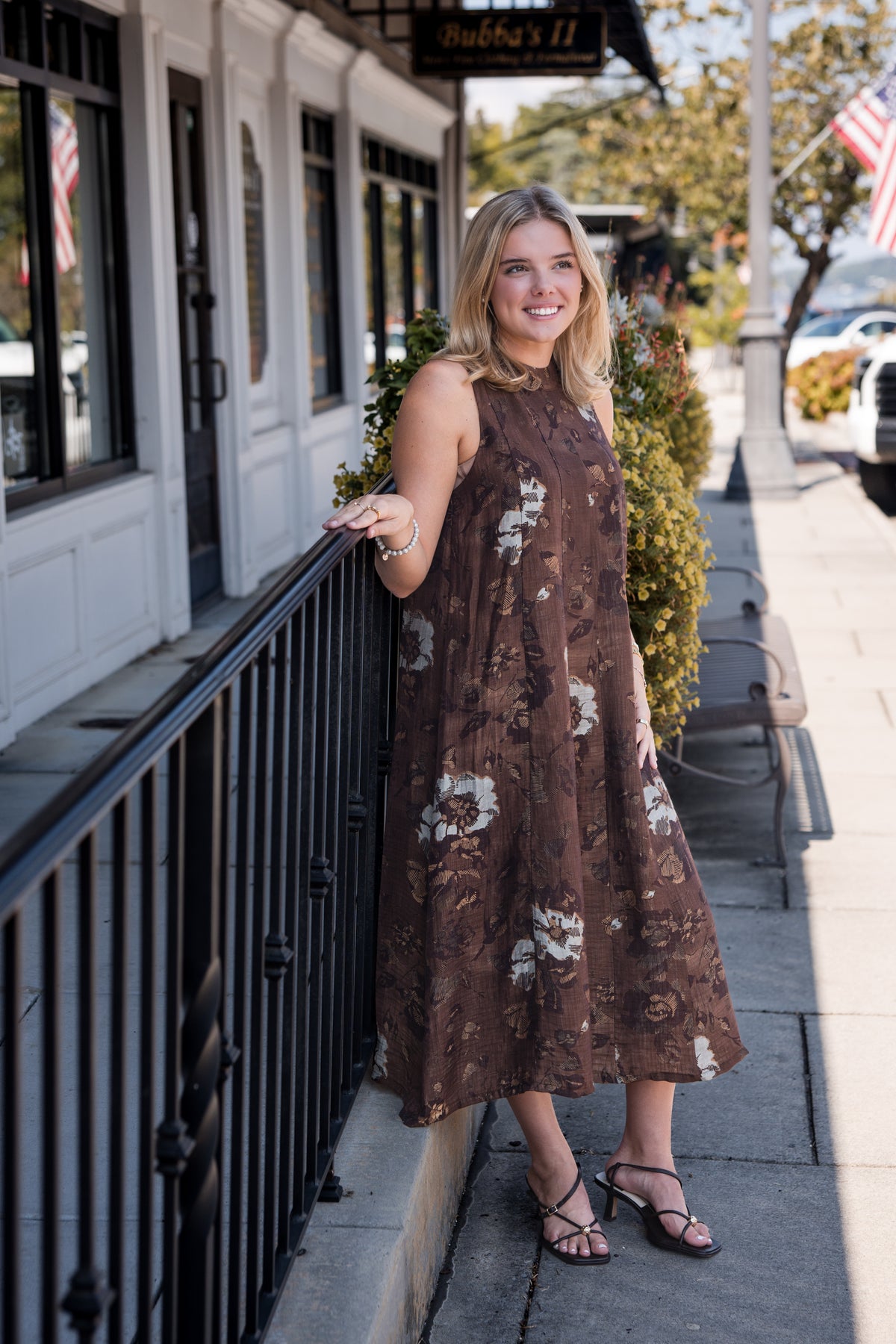 Tie Back Sleeveless Floral Maxi Dress - Brown