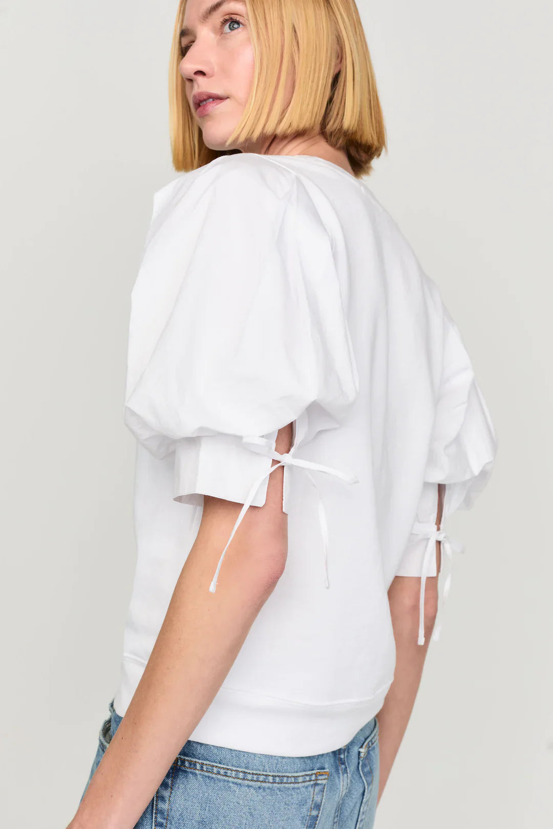 Viva Popover Top - Cool White