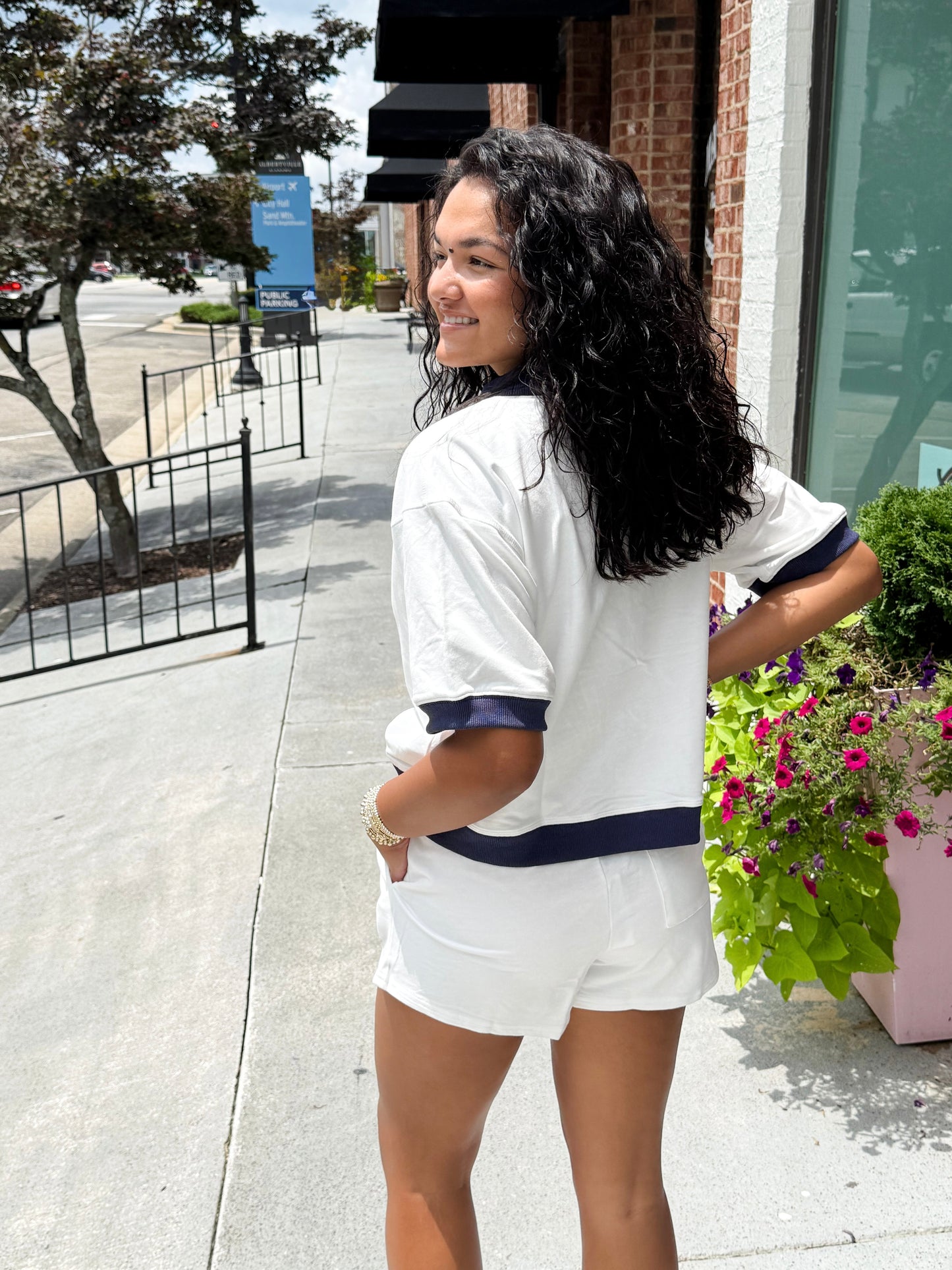 Colorblock Sweat Shorts - Off White/Navy