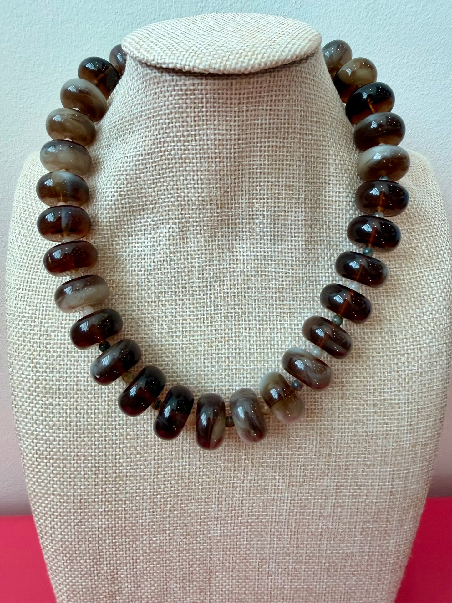 Lois Necklace - Marbled Brown