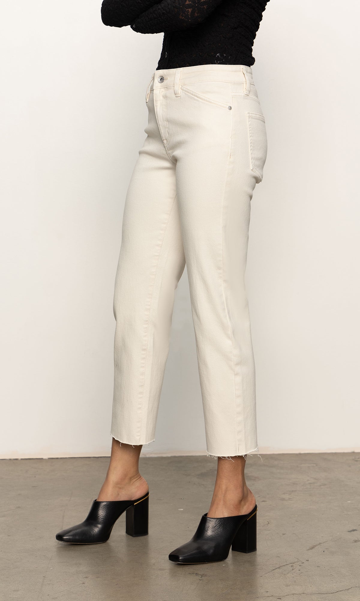 CADENCE 90'S STRAIGHT CROP