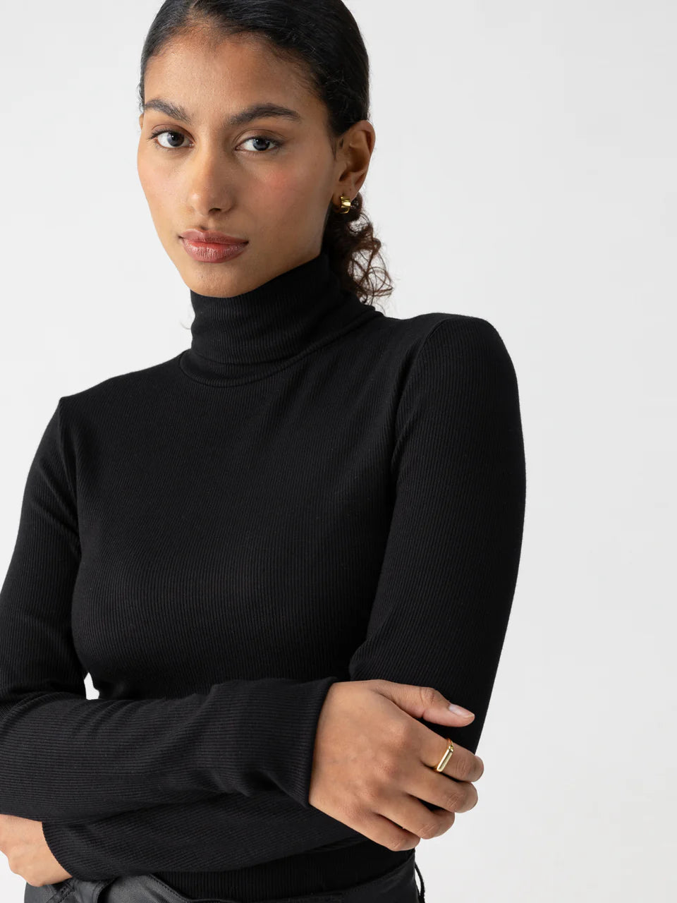 Essential Turtleneck Top - Black