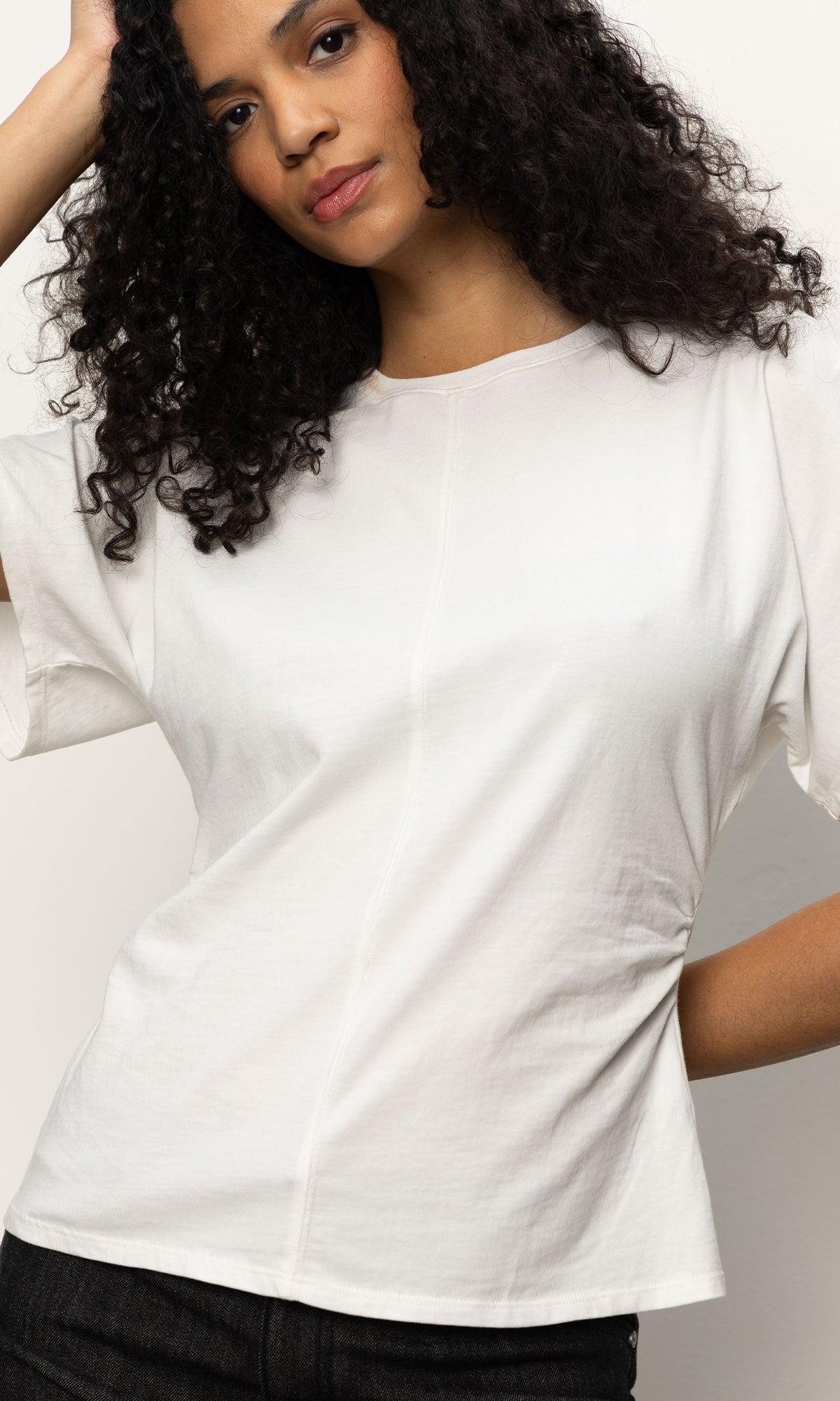 SHIRRED WAIST DOLMAN TEE