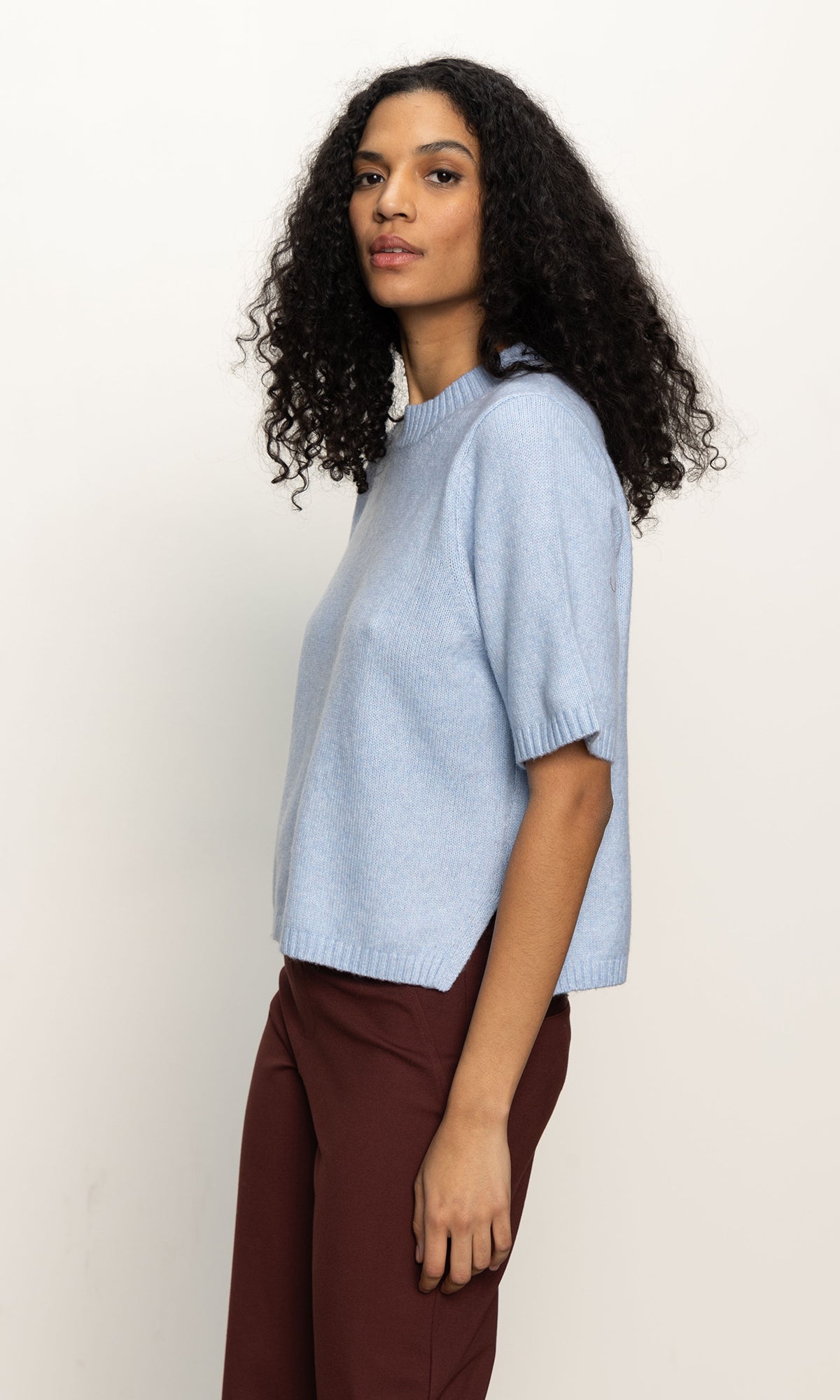PERFECT SWEATER TEE