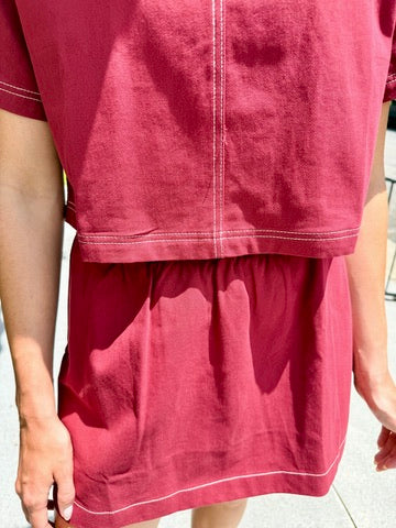 Boxy Cropped Contrast Stitch Detail Top - Maroon
