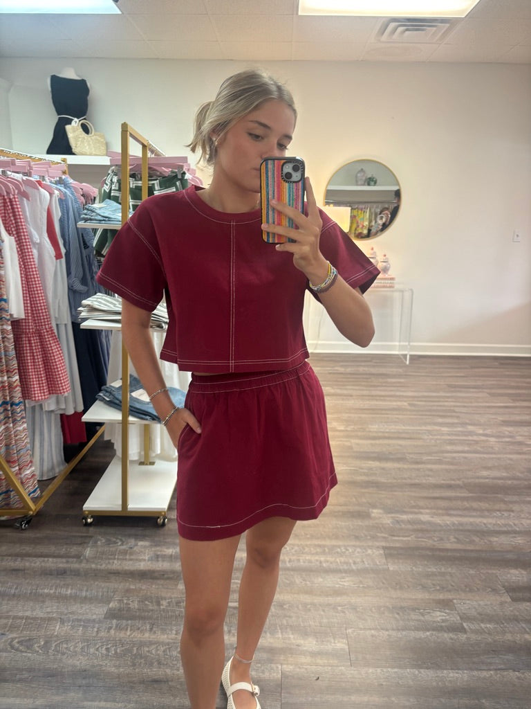 Boxy Cropped Contrast Stitch Detail Top - Maroon
