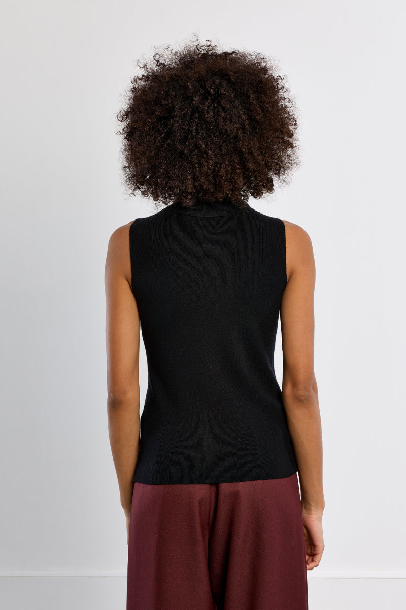 Sleeveless Turtleneck Sweater - Black