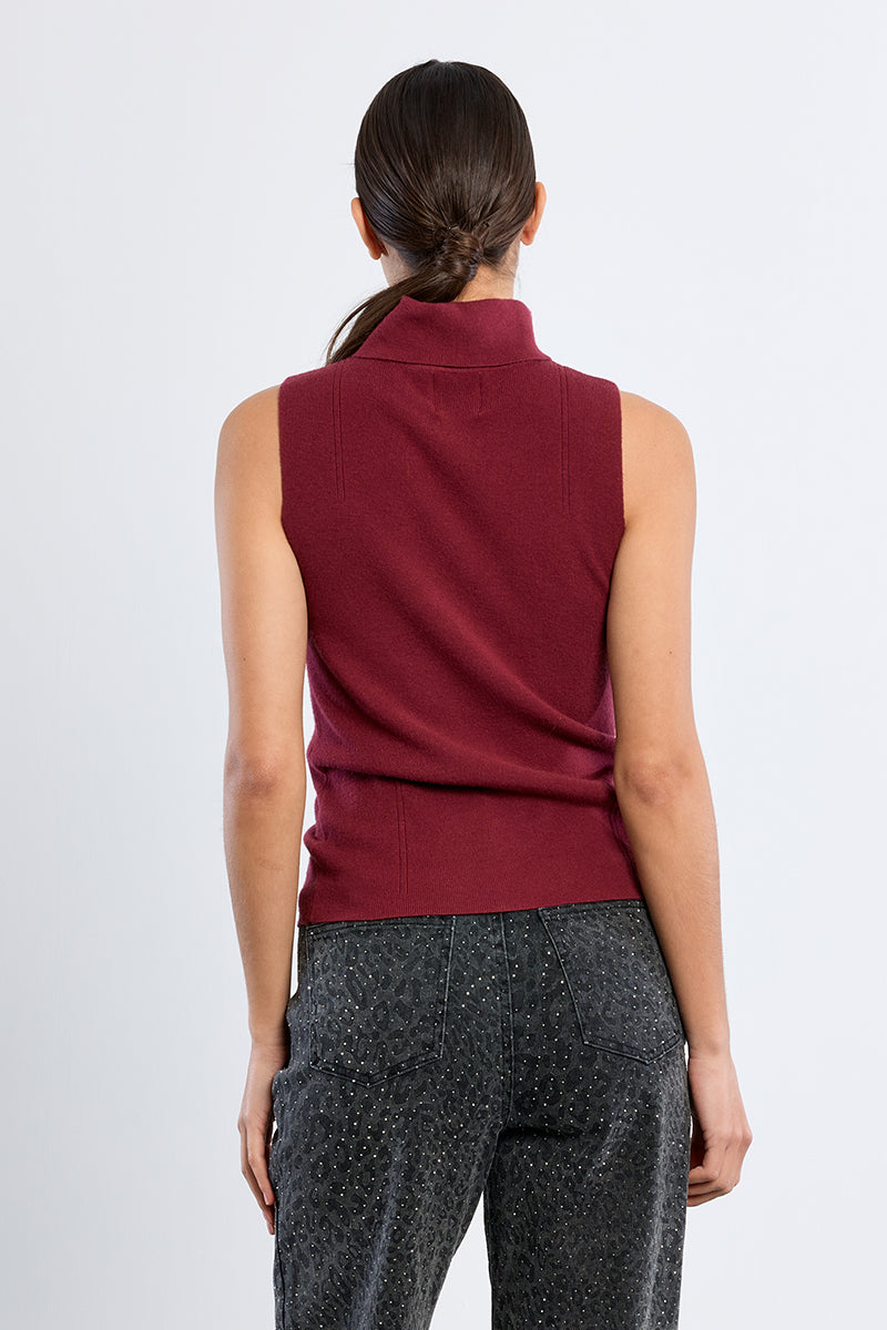 Sleeveless Turtleneck Sweater - Dark Red